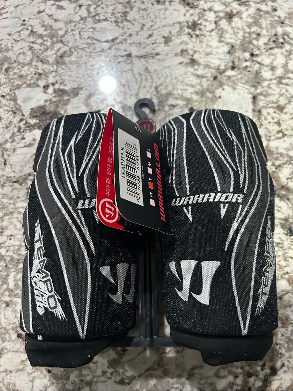 Warrior Tempo Elite Lacrosse Elbow/Arm Pads NWT Blk & White-S